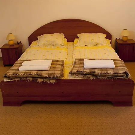 Korina Sky Hotel 3*