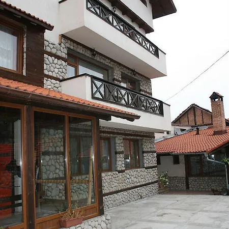 فندق Korina Sky 3*